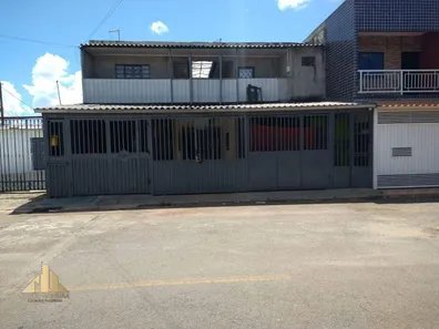 Sobrado com 1 Quarto à venda, 360m² no Santa Maria, Brasília