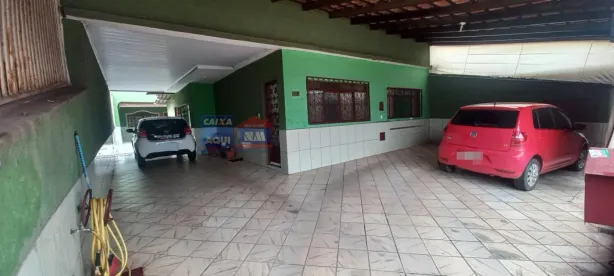 Sobrado com 4 Quartos à venda, 340m² no Taguatinga Norte, Brasília