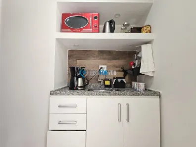 Ponto Comercial para venda ou aluguel, 84m² no Recreio dos Bandeirantes, Rio de Janeiro