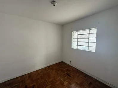 Casa com 2 Quartos para alugar, 80m² no São Marcos, Belo Horizonte