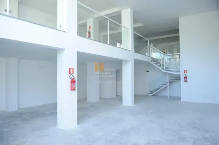 Sala Comercial à venda, 233m² no Exposição, Caxias do Sul