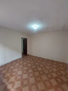 Casa com 2 Quartos para alugar, 100m² no Jardim Europa, Suzano