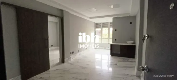 Sala Comercial à venda, 45m² no Santa Lúcia, Belo Horizonte