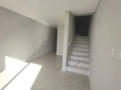 Sobrado com 2 Quartos para alugar, 88m² no Água Verde, Jaraguá do Sul