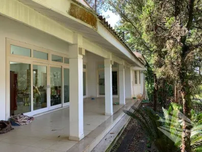 Casa de Condomínio com 3 Quartos para alugar, 650m² no Chácaras Cataguá, Taubaté