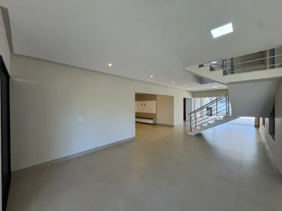 Casa de Condomínio com 4 Quartos à venda, 382m² no Jardins Verona, Goiânia