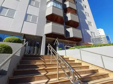 Apartamento com 2 Quartos para alugar, 67m² no Centro, Cascavel