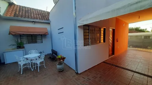 Casa com 3 Quartos à venda, 145m² no Vila Santana, Araraquara