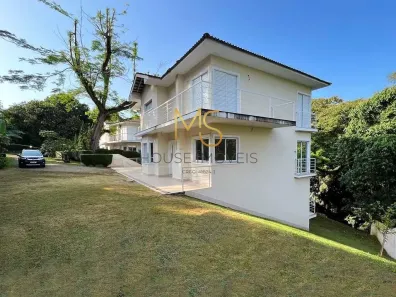 Casa com 4 Quartos para venda ou aluguel, 380m² no Chácara Santa Lúcia, Carapicuíba