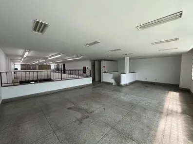 Galpão/Depósito/Armazém para alugar, 354m² no Taquara, Rio de Janeiro