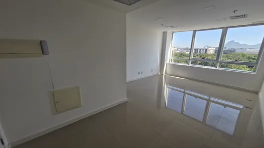 Sala Comercial para alugar, 26m² no Jacarepaguá, Rio de Janeiro