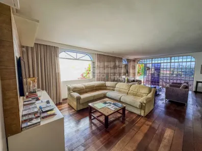 Casa com 4 Quartos à venda, 1200m² no Setor de Habitações Individuais Sul, Brasília