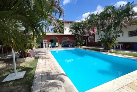 Casa com 6 Quartos à venda, 359m² no Aleixo, Manaus