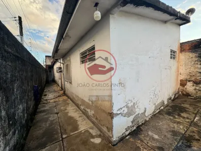 Casa com 3 Quartos à venda, 240m² no Vila São Geraldo, Taubaté