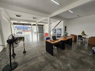 Prédio Comercial para alugar, 600m² no Chapada, Manaus