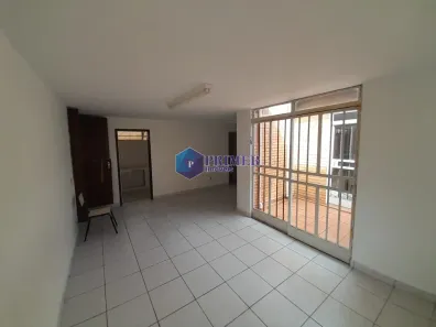 Casa com 3 Quartos para alugar, 275m² no Serra, Belo Horizonte