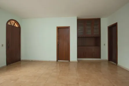 Casa com 4 Quartos à venda, 212m² no Inhauma, Inhaúma