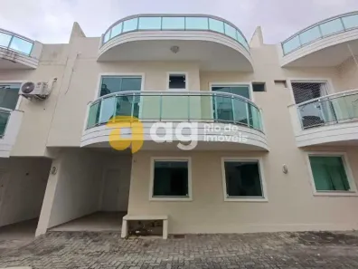 Casa de Condomínio com 3 Quartos para alugar, 140m² no Vila Valqueire, Rio de Janeiro