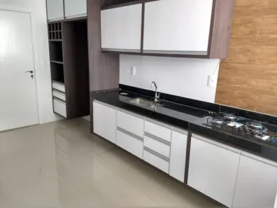 Apartamento com 3 Quartos para alugar, 110m² no Vila Nova, Cabo Frio