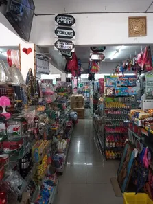 Galpão/Depósito/Armazém com 4 Quartos para alugar, 200m² no Jacarepaguá, Rio de Janeiro