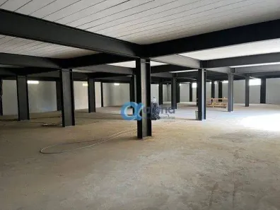 Galpão/Depósito/Armazém para alugar, 550m² no Quissama, Petrópolis