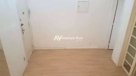 Kitnet com 1 Quarto à venda, 50m² no Urca, Rio de Janeiro