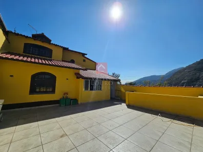 Casa com 2 Quartos para alugar, 100m² no Chácara Flora, Petrópolis