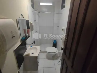 Sobrado com 8 Quartos para venda ou aluguel, 180m² no Botafogo, Rio de Janeiro