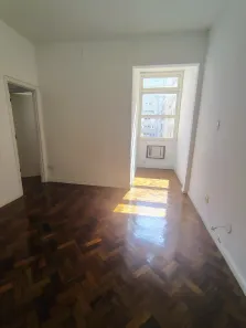 Apartamento com 2 Quartos para alugar, 64m² no Copacabana, Rio de Janeiro