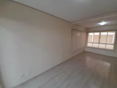Casa de Condomínio com 4 Quartos para alugar, 180m² no Vila Oliveira, Mogi das Cruzes