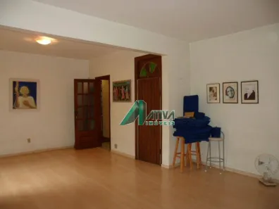 Sala Comercial à venda, 131m² no Santo Antônio, Belo Horizonte
