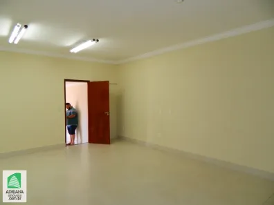 Ponto Comercial para alugar, 90m² no Centro, Anápolis