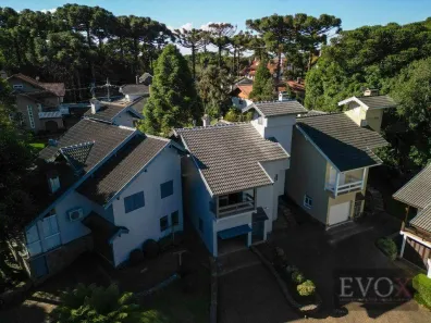 Casa de Condomínio com 3 Quartos à venda, 137m² no Planalto, Gramado