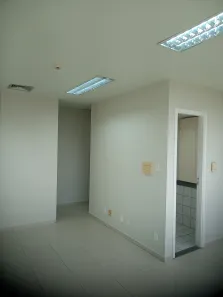 Sala Comercial para alugar, 100m² no Chapada, Manaus