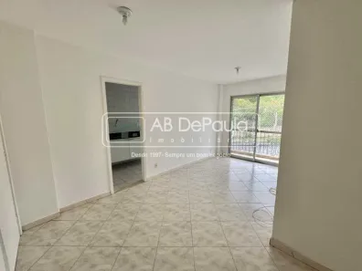 Apartamento com 2 Quartos para alugar, 54m² no Jardim Sulacap, Rio de Janeiro