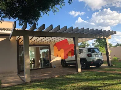 Fazenda/Sítio com 3 Quartos à venda, 154m² no Centro, Arandu