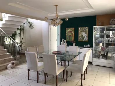 Casa de Condomínio com 4 Quartos à venda, 372m² no Lagoa Nova, Natal
