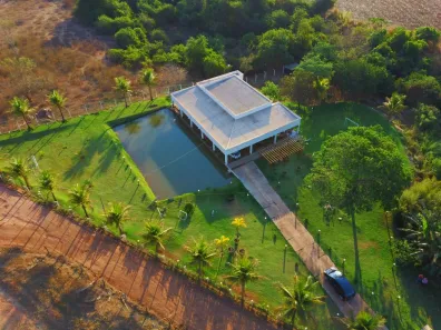 Fazenda/Sítio com 3 Quartos à venda, 400m² no Estacao Central, Bonfinópolis