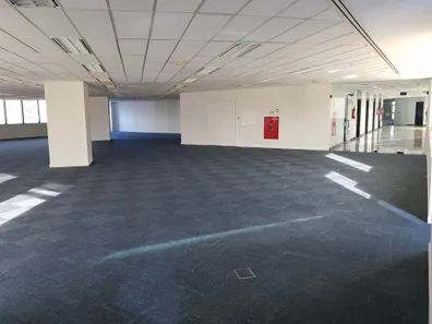 Sala Comercial para alugar, 490m² no Asa Norte, Brasília