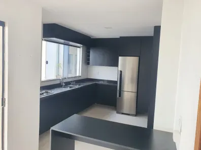 Casa de Condomínio com 3 Quartos para alugar, 200m² no Portinho, Cabo Frio