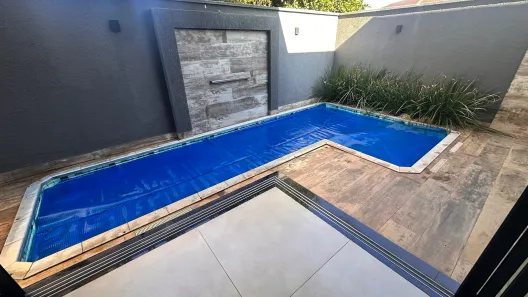 Casa de Condomínio com 3 Quartos para alugar, 202m² no Jardins Madri, Goiânia