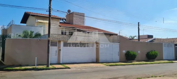Casa com 3 Quartos à venda, 264m² no Vila Santo Antônio, Rio Claro