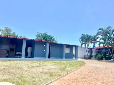 Casa de Condomínio com 3 Quartos à venda, 800m² no Setor Habitacional Arniqueira, Brasília