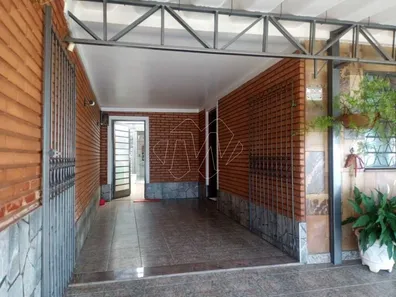 Casa com 3 Quartos à venda, 174m² no Centro, Araraquara