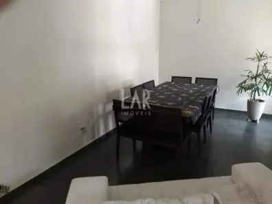 Casa com 5 Quartos à venda, 270m² no São José, Belo Horizonte