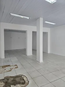 Galpão/Depósito/Armazém para alugar, 130m² no Paripe, Salvador