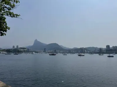 Sobrado com 4 Quartos para alugar, 480m² no Urca, Rio de Janeiro