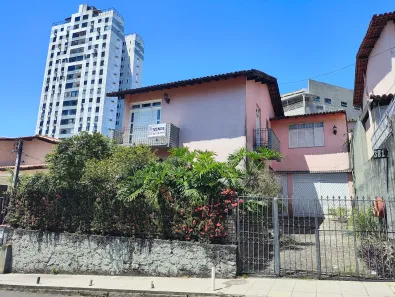 Casa com 4 Quartos para venda ou aluguel, 400m² no Vila Laura, Salvador