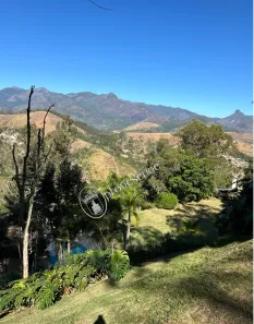 Fazenda/Sítio com 5 Quartos à venda, 800m² no Itaipava, Petrópolis