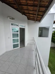 Casa de Condomínio com 4 Quartos para alugar, 330m² no Candelária, Natal